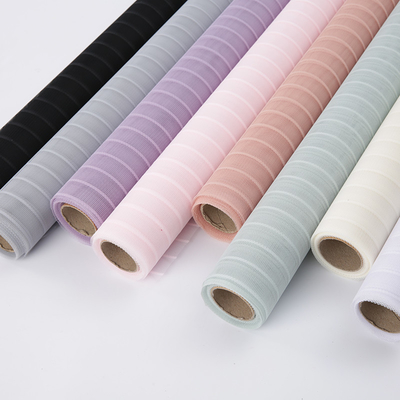 Купить Флорист создавая программу-оболочку пакуя крен 70-80gsm сетки Deco нашивки полиэстера online manufacture