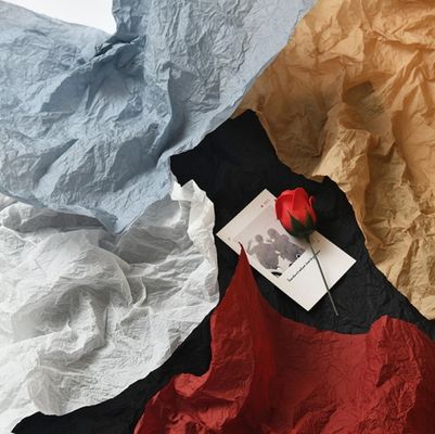 Хорошая цена. Оптовая торговля букетами цветов, бумагой для упаковки цветов, ручной бумагой, полированной бумагой, складчатой бумагой, цветочным искусством, цветочным магазином, бумагой формованной, внутренней подкладкой и упаковочной бумагой онлайн