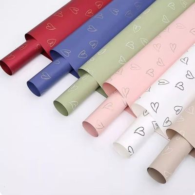 Хорошая цена. Любимая бумага для упаковки цветов, одноцветная бумага для цветов Синтии, цветочный магазин, цветочное искусство, водонепроницаемая бумага Oya онлайн