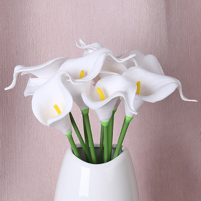 Хорошая цена. Cross-border wholesale of simulated hand feel PU calla lily bouquets, artificial flowers, plastic flowers, wedding living room decoration and display flowers онлайн