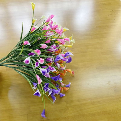 Хорошая цена. Calla lily artificial flower plastic bud grass cloth flower manufacturer artificial flower artificial plant aquatic plant онлайн