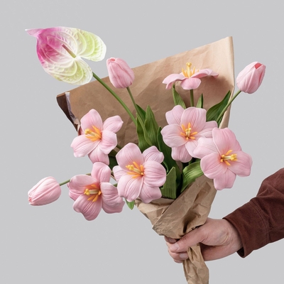 Хорошая цена. Тысячелетняя мечта о искусственных цветах, 
