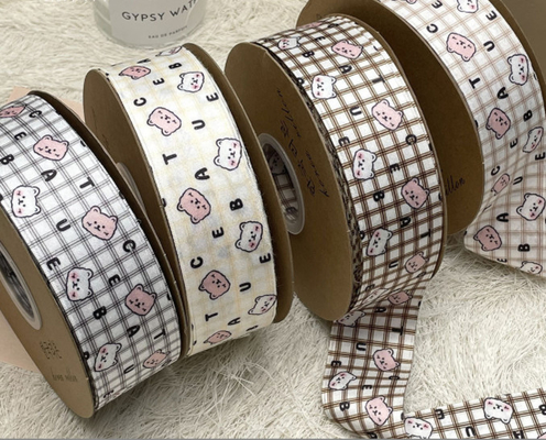 Хорошая цена. 4.0cm Cute Cartoon Anime Printed Ribbon Gift Box Packaging Bow DIY Children's Cake Decorative ribbon онлайн