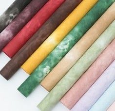 Хорошая цена. Бумажная бумага для упаковки цветов для модных цветочников онлайн