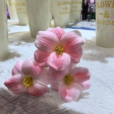 Хорошая цена. PU artificial tulip opening smile Brownie artificial tulip wedding bouquet Artificial tulip decoration онлайн