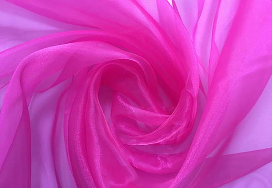 Хорошая цена. 50GSM Organza Tulle Rolls Антистатические для украшения мероприятий онлайн